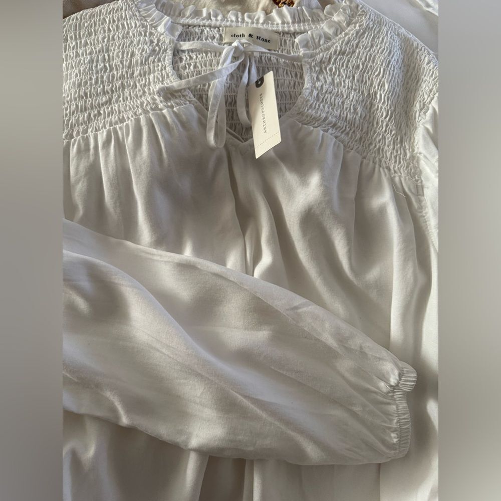 CLOTH & STONE X Anthropologie Smocked Ruffle Top WHITE NEW MEDIUM - Picture 6 of 6